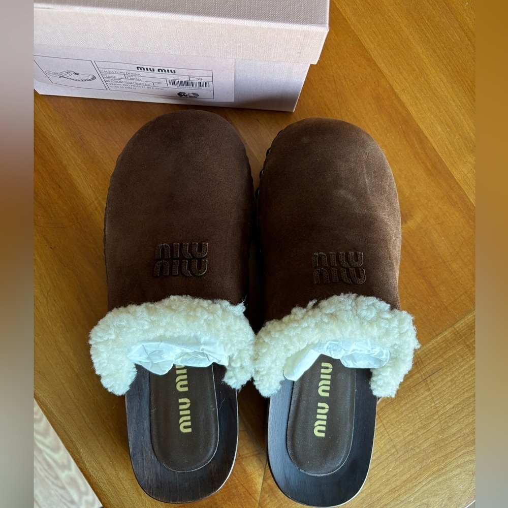 NEW Miu Miu Women’s Cocoa Brown Suede Clogs Italian size 39 - Picture 5 of 10